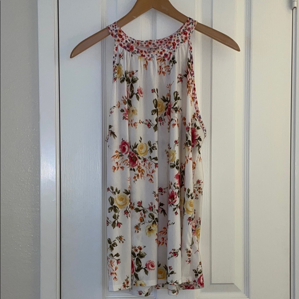 Floral Sleeveless Women's Top